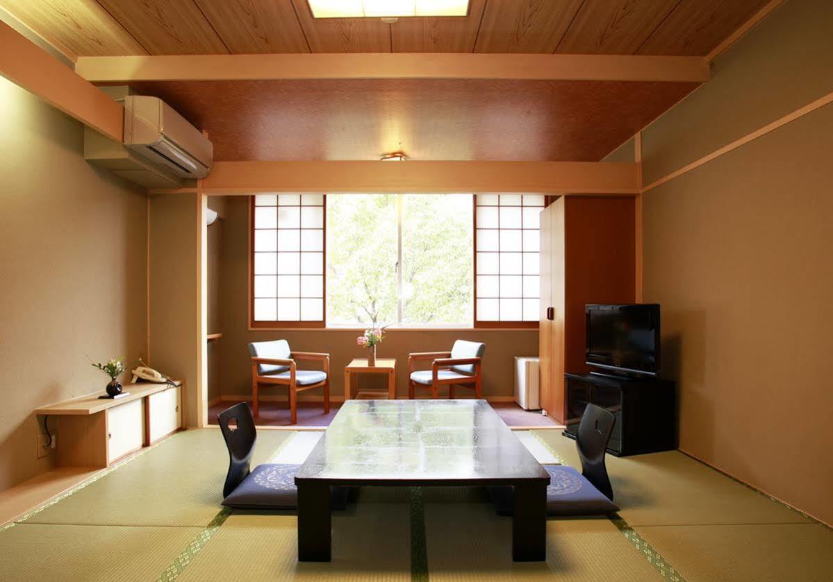Yumoto Kanko Hotel Saikyo Нагато Екстер'єр фото